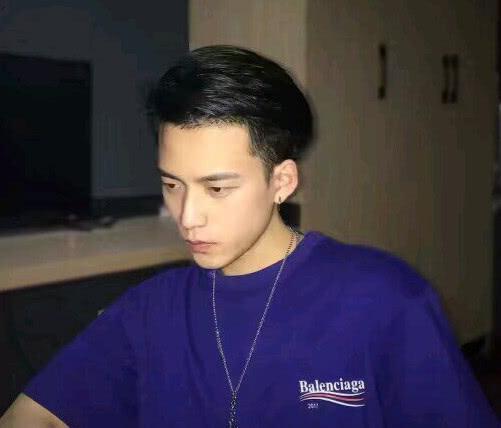 你那好冷的小手 相关产品