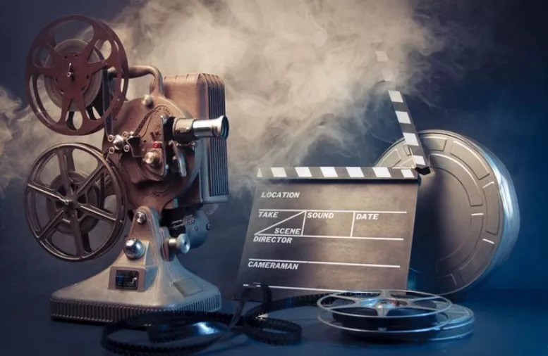 和巴什尔跳华尔兹 相关产品