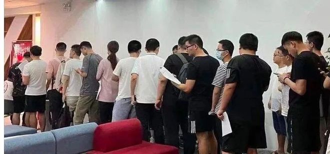 卧鼠藏虫 产品主图