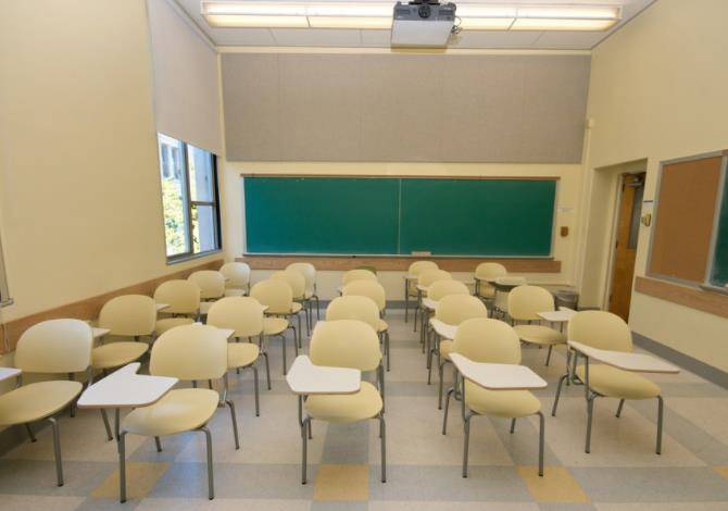 凤凰城等着你 相关产品