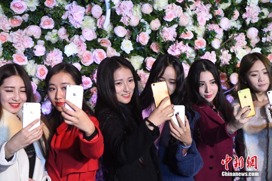 何方神圣 产品图片