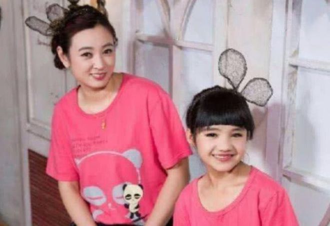 似人非人 相关产品