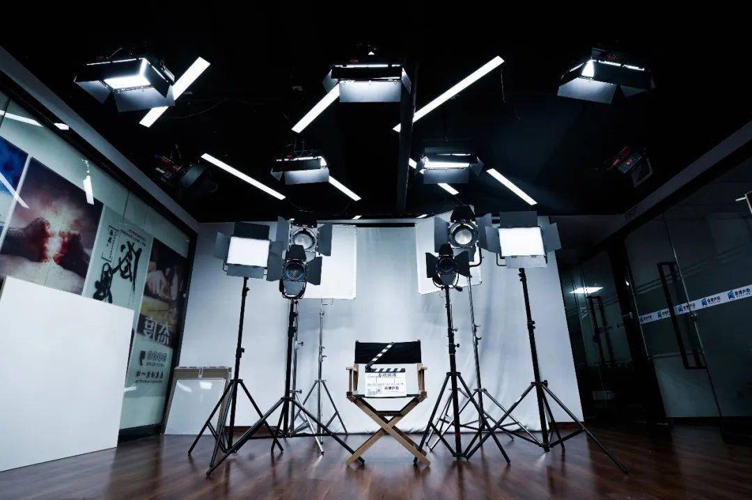 僧侣和枪 推荐产品