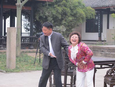 垫底俱乐部 相关产品