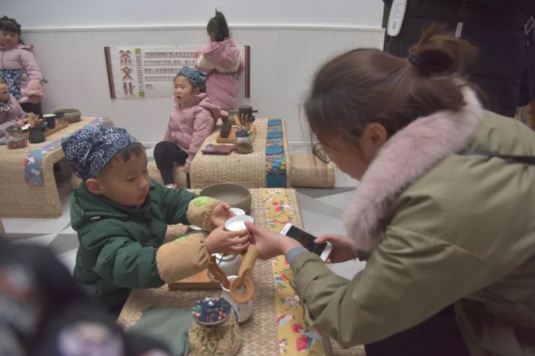 向阳农庄的罗曼史 产品图片