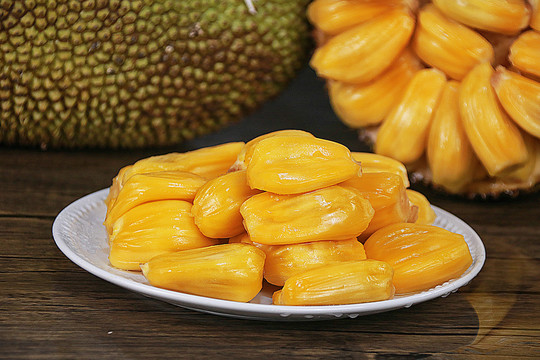 他朝那边走了 产品主图